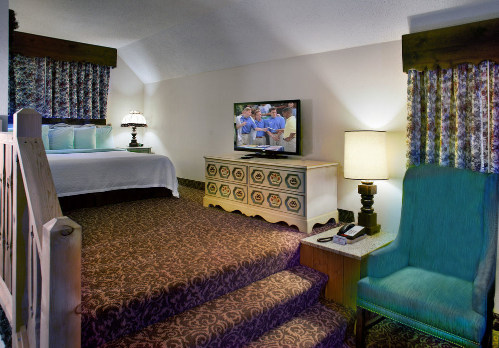 Helendorf River Inn, Suites & Conference Center Экстерьер фото